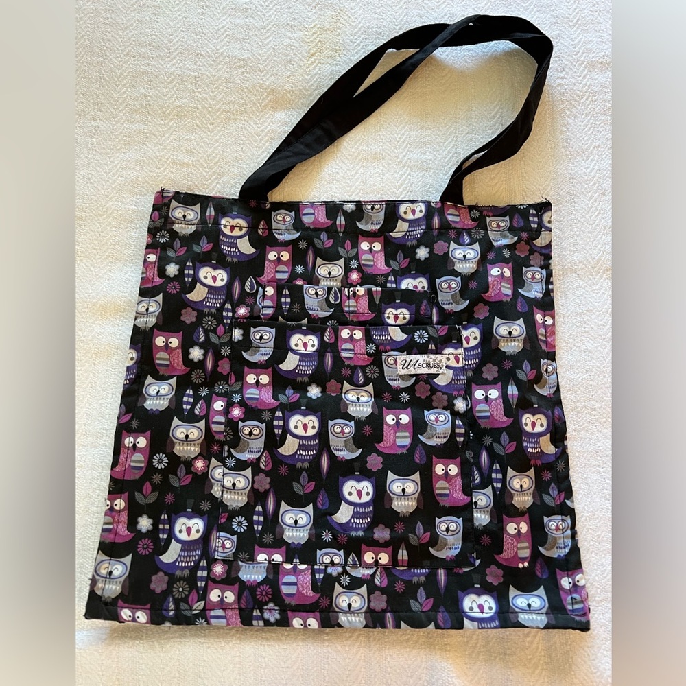 UA scrubs tote bag
